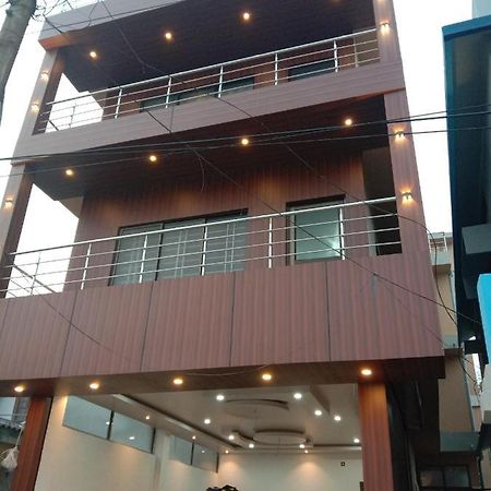Woodland Lodge And Restaurant Guwahati Luaran gambar