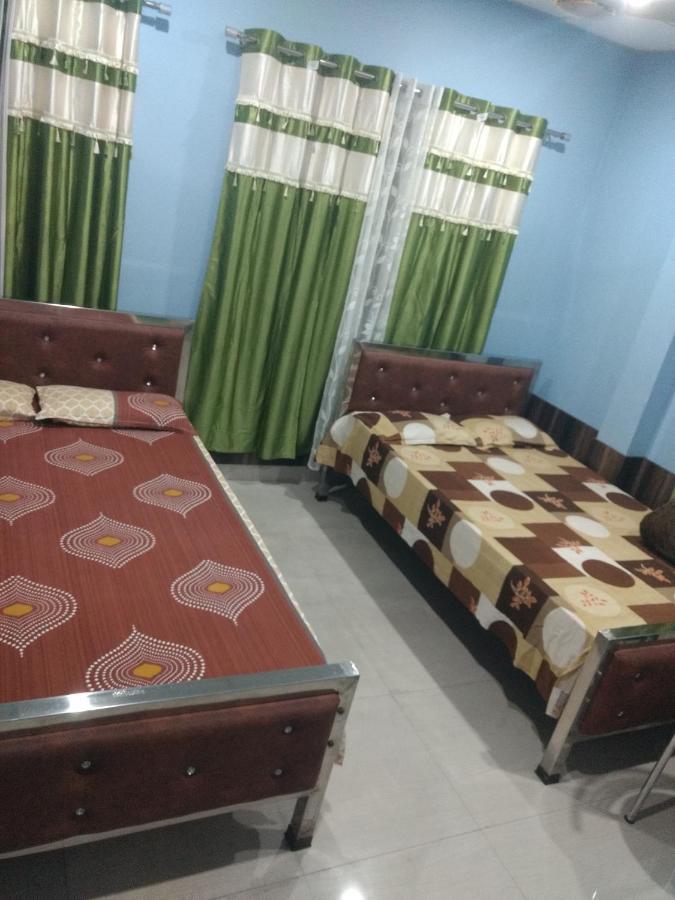 Woodland Lodge And Restaurant Guwahati Luaran gambar