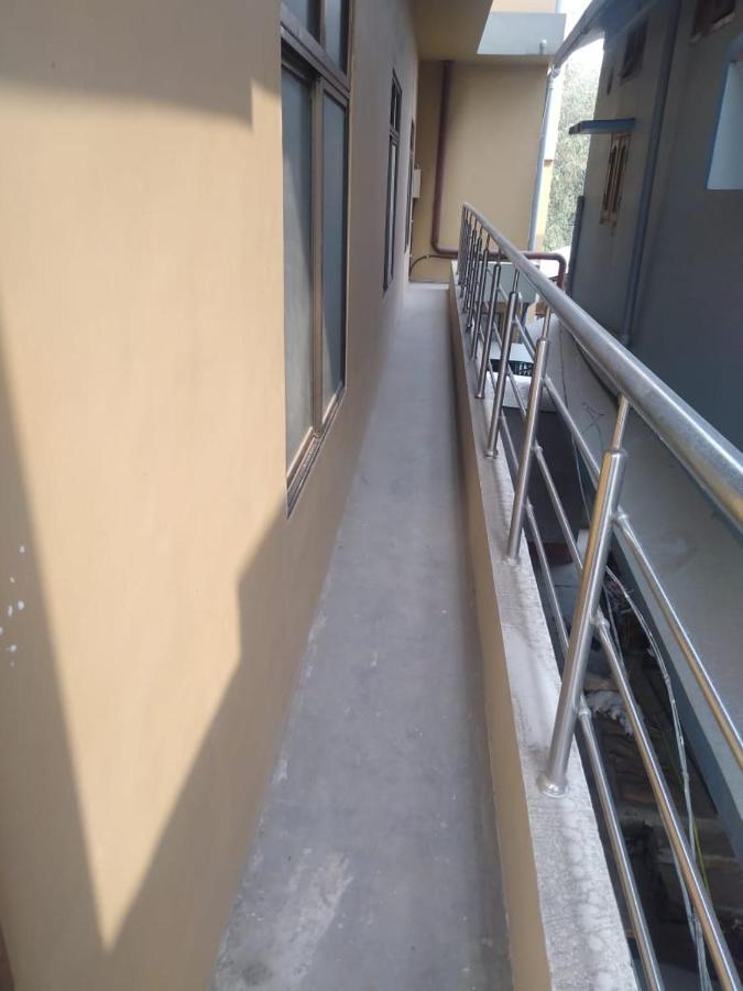 Woodland Lodge And Restaurant Guwahati Luaran gambar