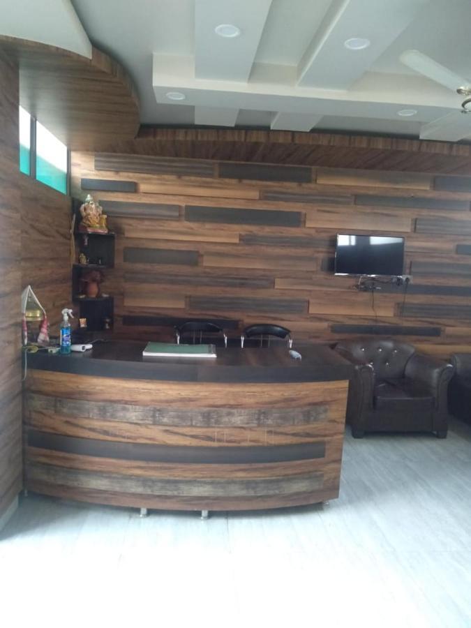 Woodland Lodge And Restaurant Guwahati Luaran gambar