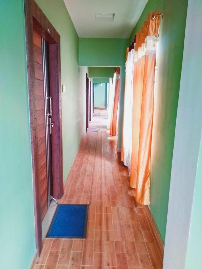 Woodland Lodge And Restaurant Guwahati Luaran gambar
