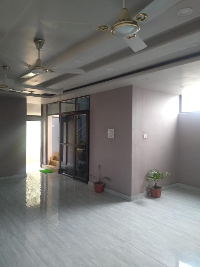 Woodland Lodge And Restaurant Guwahati Luaran gambar