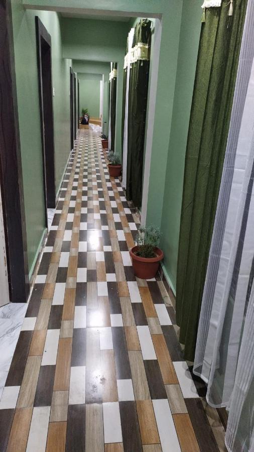 Woodland Lodge And Restaurant Guwahati Luaran gambar