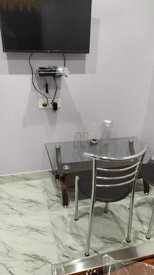 Woodland Lodge And Restaurant Guwahati Luaran gambar