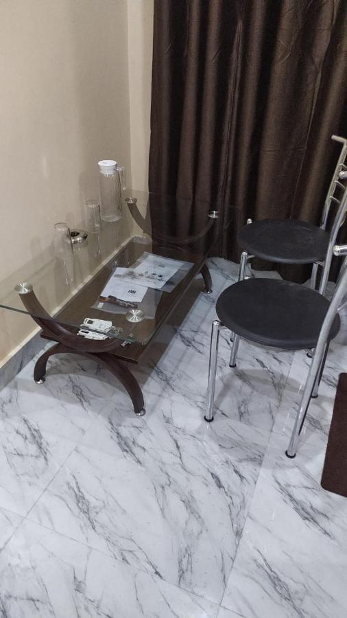 Woodland Lodge And Restaurant Guwahati Luaran gambar